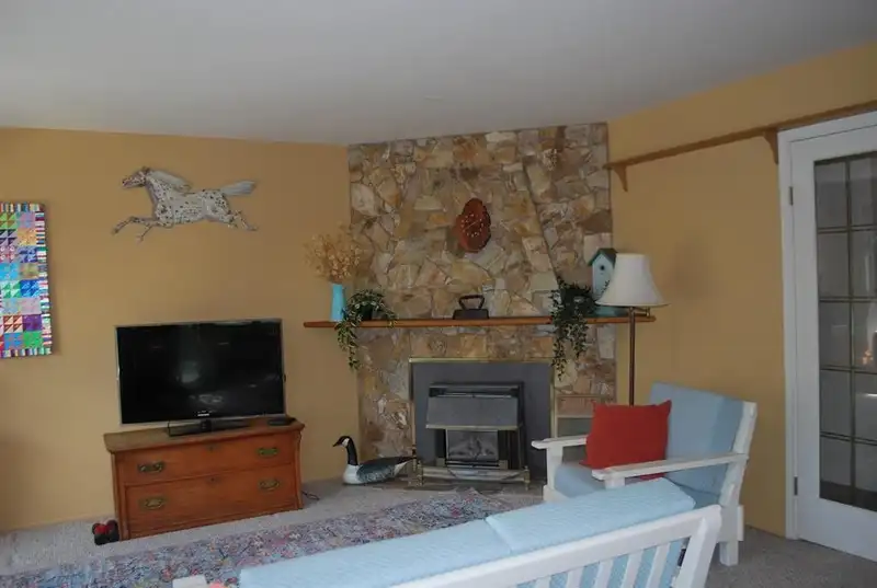 14372 RIDGE CRESCENT - photo 3 of 18