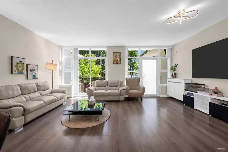 TH16 8677 CAPSTAN WAY - photo 3 of 25