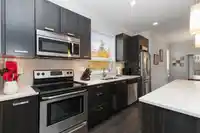 126 5888 144 STREET - thumbnail 4