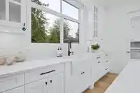 6135 152A STREET - thumbnail 19