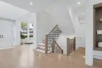 6135 152A STREET - thumbnail 10