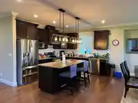 7105 177A STREET - thumbnail 5