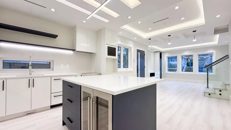 2373 W 7TH AVENUE - photo 3 of 25