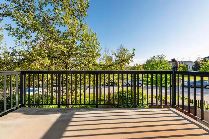 1 19505 68A AVENUE - photo 4 of 40