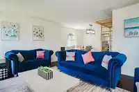 5655 187 STREET - thumbnail 3