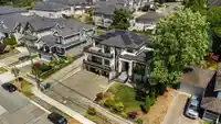 6052 181A STREET - thumbnail 4