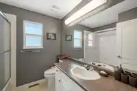 18568 64B AVENUE - thumbnail 14