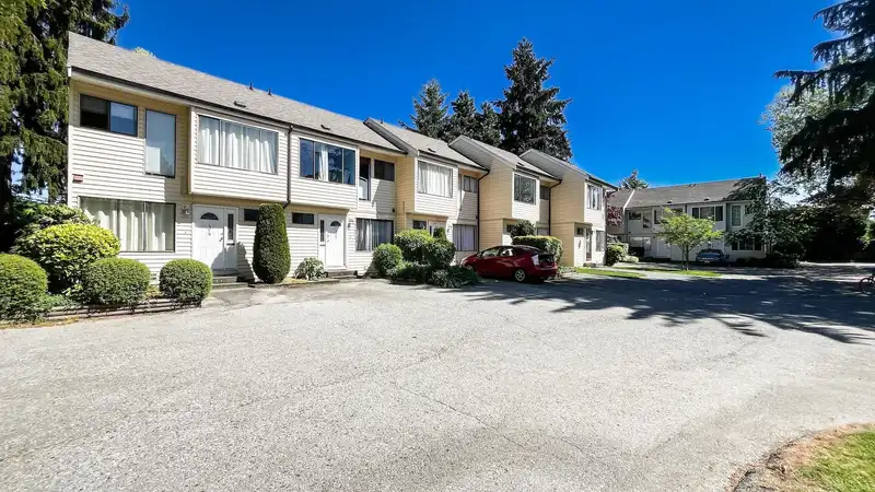 35 9348 128 STREET - photo 2 of 29