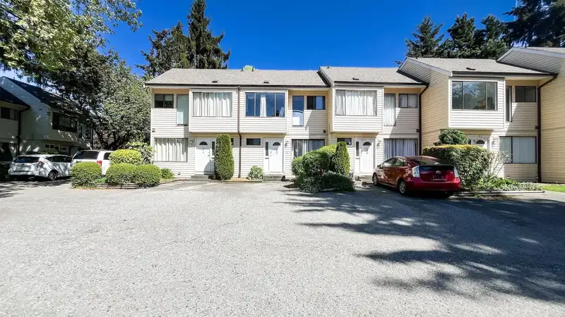 35 9348 128 STREET - photo 3 of 29