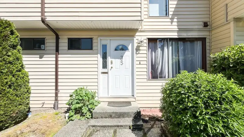 35 9348 128 STREET - photo 4 of 29