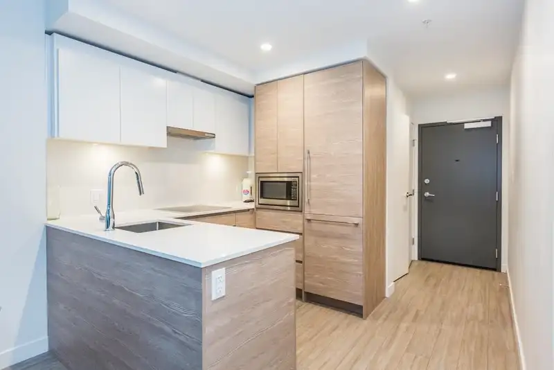 705 13655 FRASER HIGHWAY - photo 4 of 31