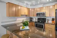 307 19340 65 AVENUE - thumbnail 4