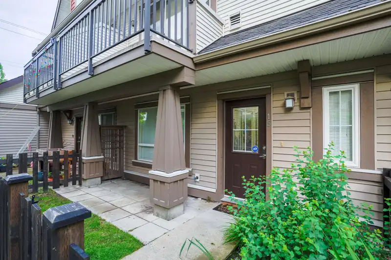 15 7155 189 STREET - photo 1 of 22