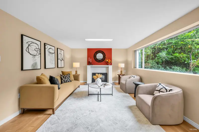 2705 HENRY STREET - photo 2 of 24