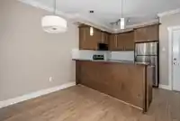 305 8183 121A STREET - thumbnail 16