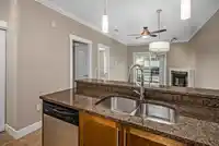 305 8183 121A STREET - thumbnail 20