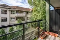 305 8183 121A STREET - thumbnail 32
