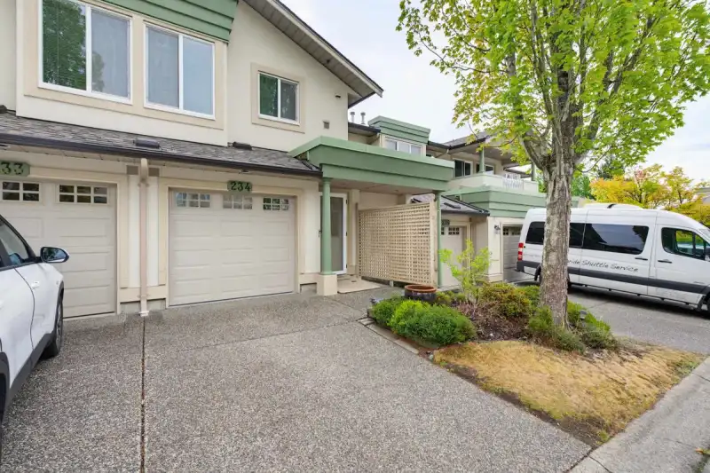 234 13888 70 AVENUE - photo 1 of 40