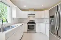 234 13888 70 AVENUE - thumbnail 12