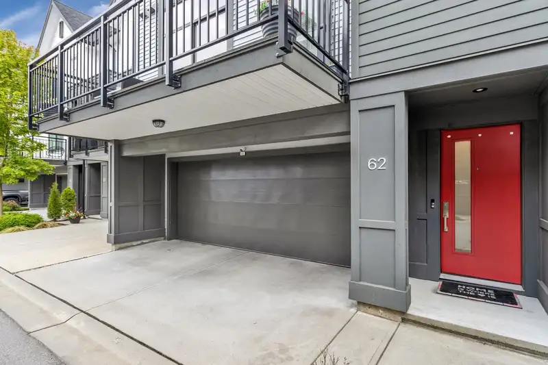 62 17555 57A AVENUE - photo 4 of 23