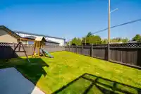 19381 62 AVENUE - thumbnail 24