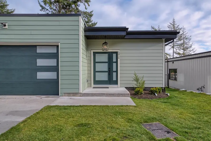 5416 STELLAR WAY - photo 3 of 25