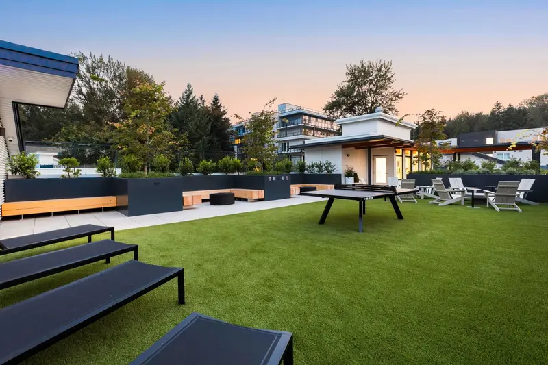 210 2015 ST. JOHNS STREET - photo 3 of 23