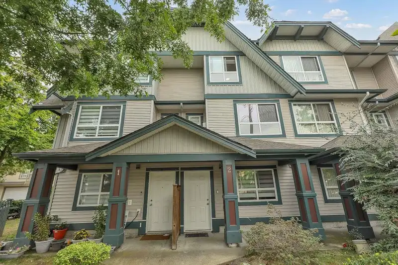 2 12730 66 AVENUE - photo 4 of 40