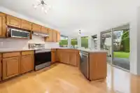 6303 187A STREET - thumbnail 10