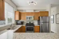 1 8277 161 STREET - thumbnail 12
