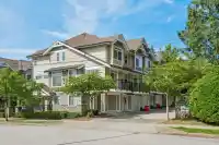 1 8277 161 STREET - thumbnail 5