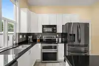 6085 165A STREET - thumbnail 17