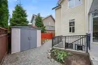 6085 165A STREET - thumbnail 40