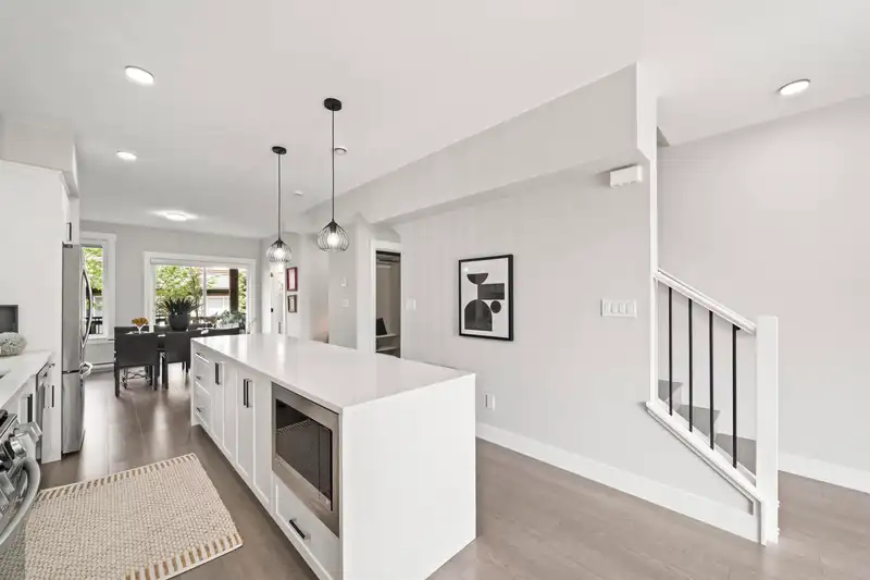 1 17155 79A AVENUE - photo 2 of 8