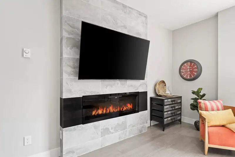 1 17155 79A AVENUE - photo 4 of 8