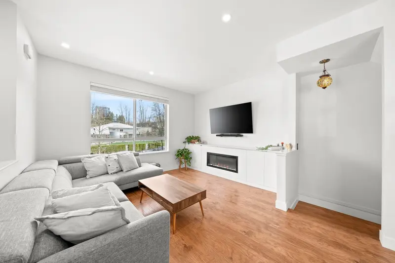 1 301 KLAHANIE DRIVE - photo 4 of 25