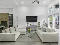 14867 67A AVENUE - thumbnail 4