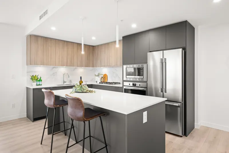 1802 8551 201 STREET - photo 2 of 24