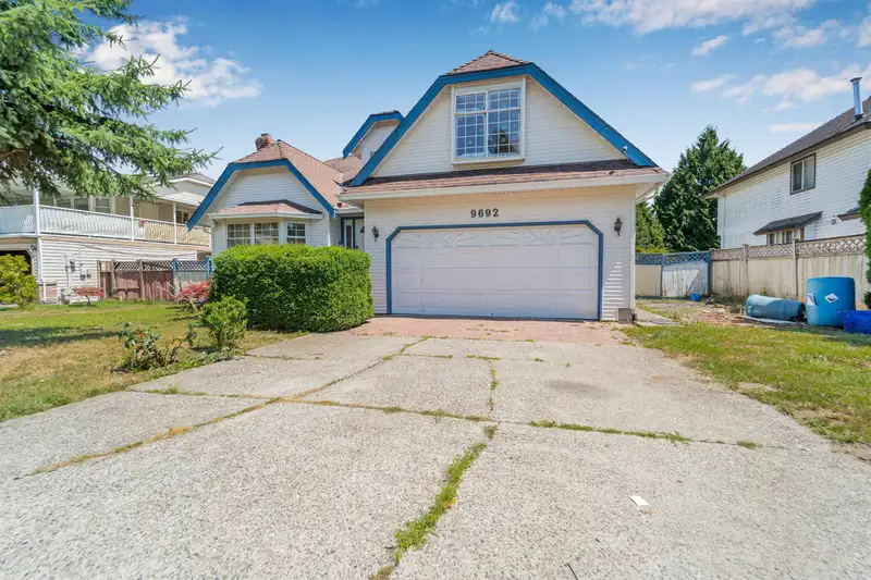 9692 157B STREET - photo 2 of 29