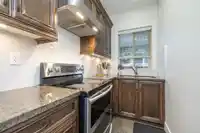 8042 160 STREET - thumbnail 9
