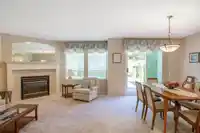 212 13888 70 AVENUE - thumbnail 4