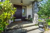 8077 161 STREET - thumbnail 3