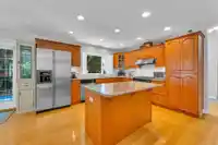 5634 146A STREET - thumbnail 9