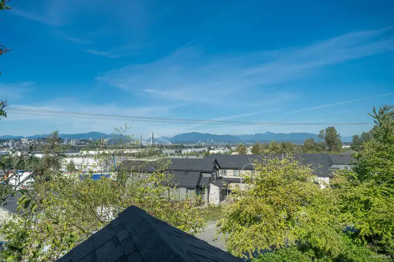 5 11860 RIVER ROAD - photo 4 of 39