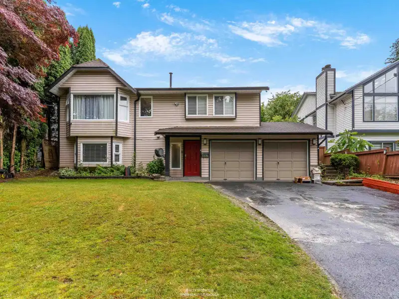 14686 ST. ANDREWS DRIVE - photo 1 of 25