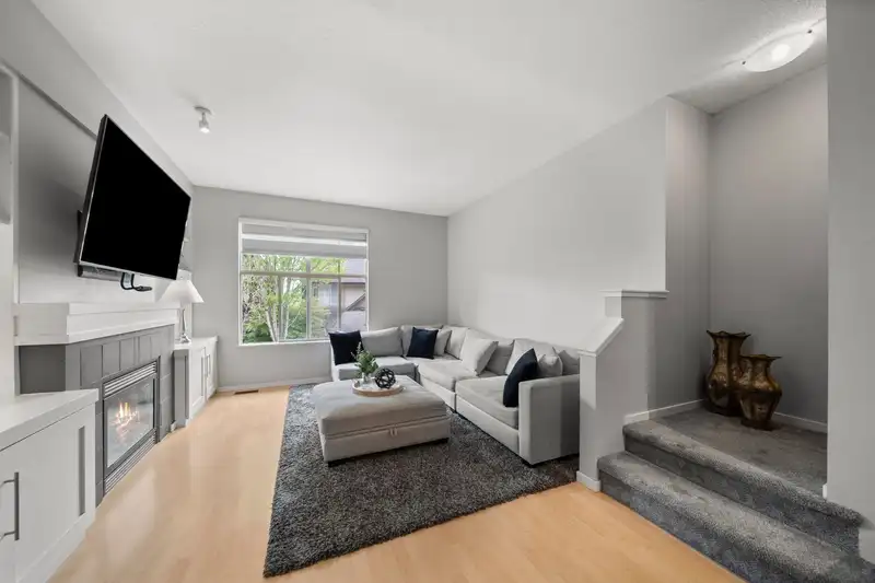 8 15152 62A AVENUE - photo 4 of 33