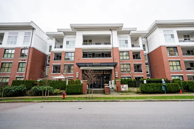 A319 8150 207 STREET - photo 3 of 25