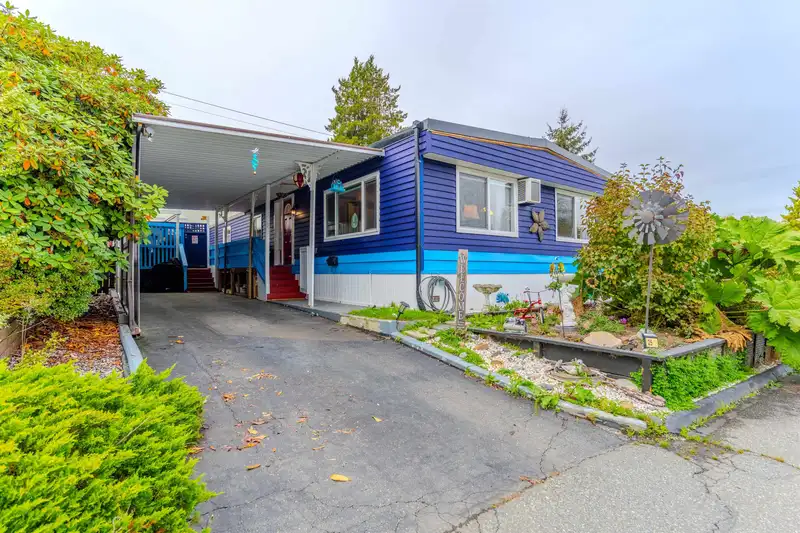 25 13650 80 AVENUE - photo 1 of 25