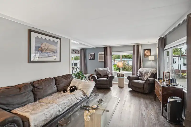 25 13650 80 AVENUE - photo 4 of 25
