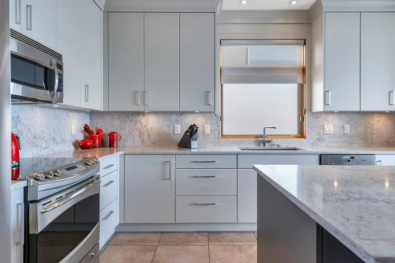 15364 VICTORIA AVENUE STREET - photo 4 of 25